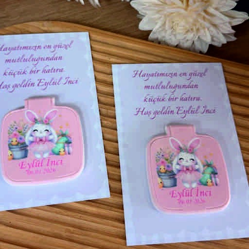 Tavşan Desenli Kare Ayna